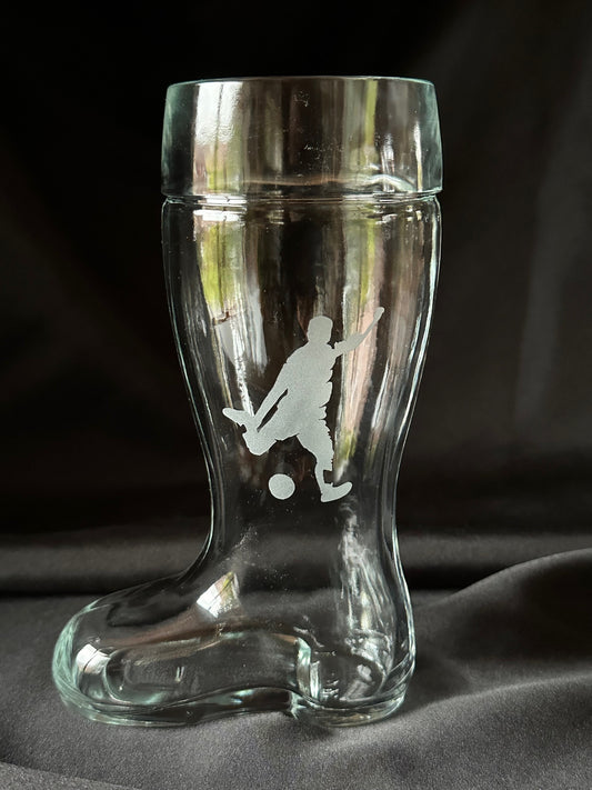 Trinkstiefel 0,5l geeicht mit Fußballer-Gravur