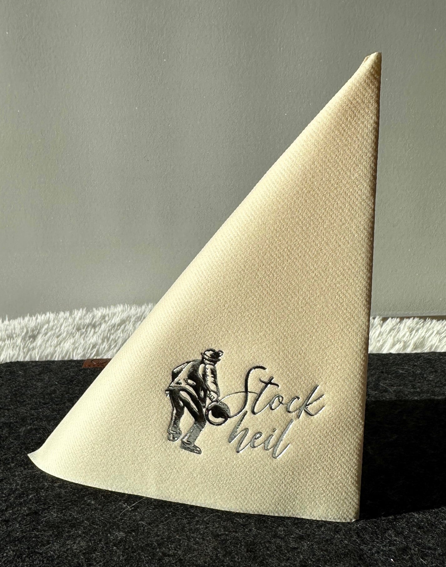 Servietten Eisschütz mit Stockheil